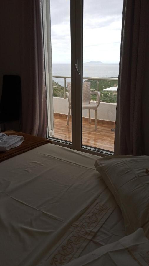 Tolis Rooms Himare Exterior photo