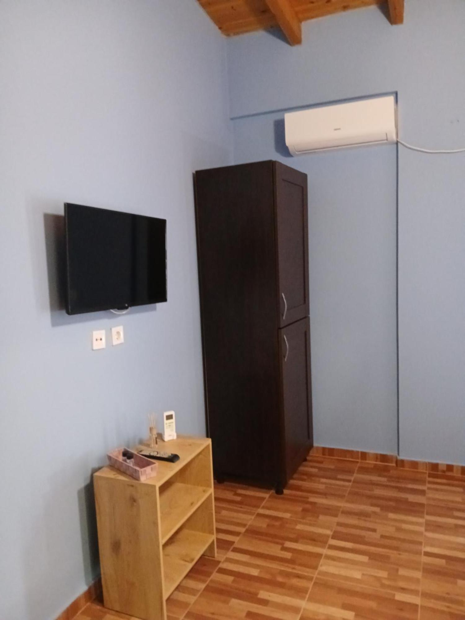 Tolis Rooms Himare Exterior photo